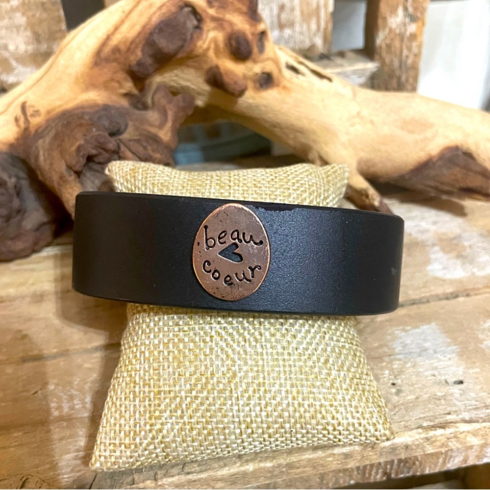 Women’s Beau Coeur Chunky Wooden Bangle Cuff Bracelet